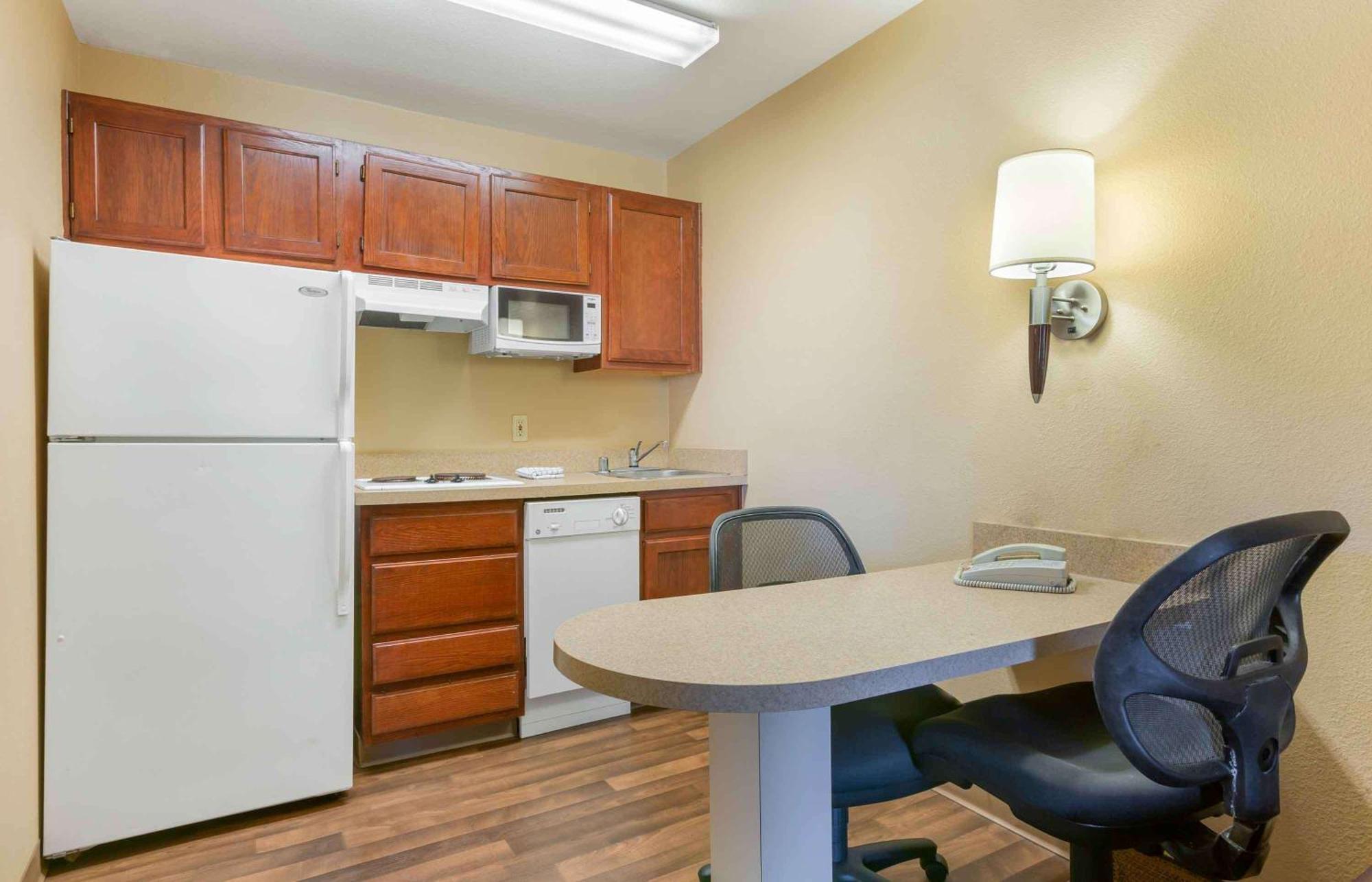 Extended Stay America Suites - Phoenix - Chandler - E Chandler Blvd Dış mekan fotoğraf